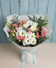Букет цветов из:  Розы, Лизиантусы и Хризантемы в Алексеевске