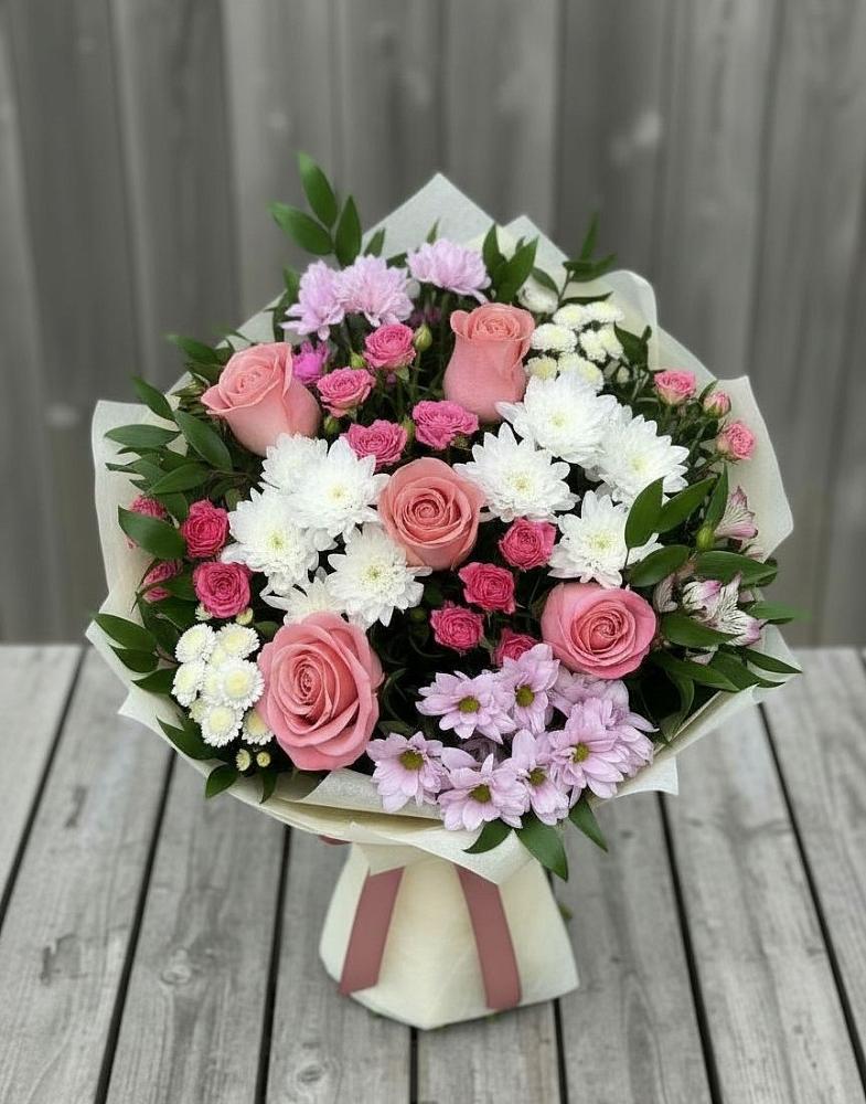 Букет цветов из: Альстромерии, Гвоздики, Розы и Хризантемы в Алексеевске