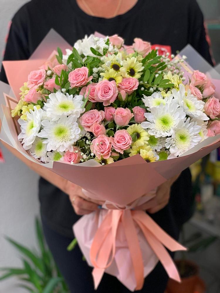 Букет цветов из: Розы и Хризантемы в Алексеевске