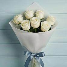 Букет 7 Белых роз Эдлесс Лав в Алексеевске