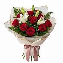 Букет цветов из:  Лилии и Розы в Алексеевске