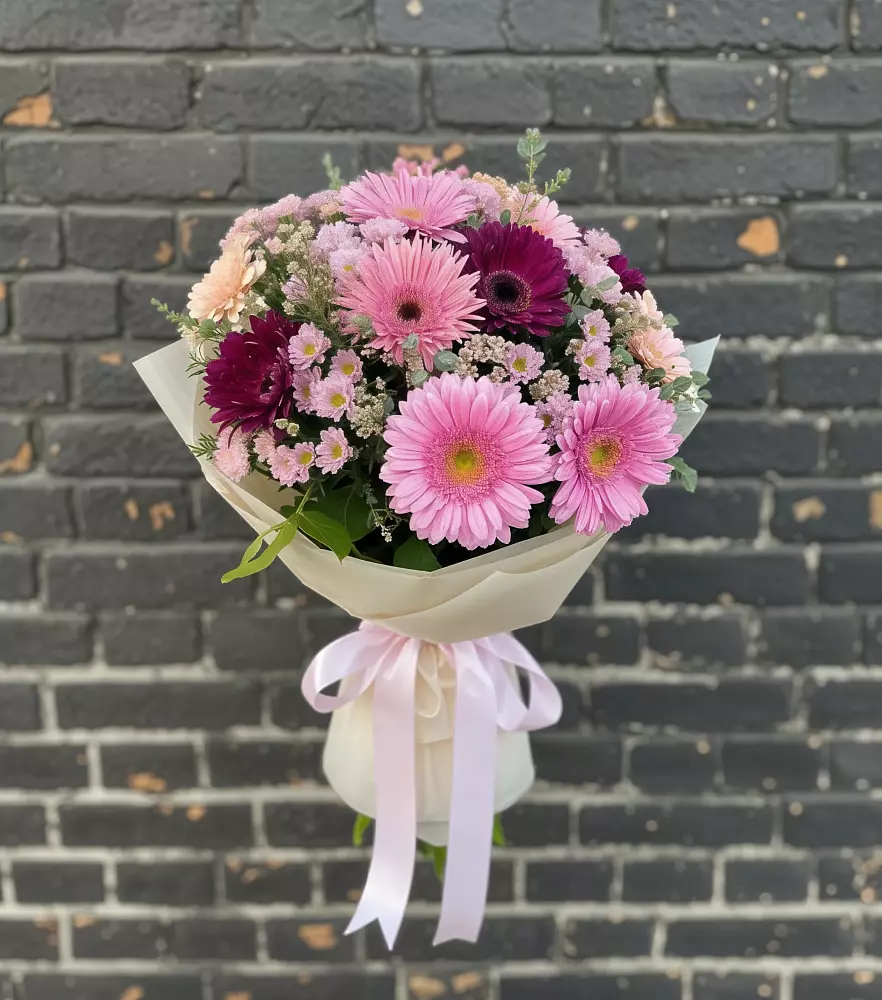 Букет цветов из: Герберы и Хризантемы в Алексеевске