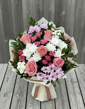 Букет цветов из:  Альстромерии, Гвоздики, Розы и Хризантемы в Алексеевске