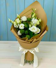 Букет цветов из:  Хризантемы и Лизиантусы в Алексеевске