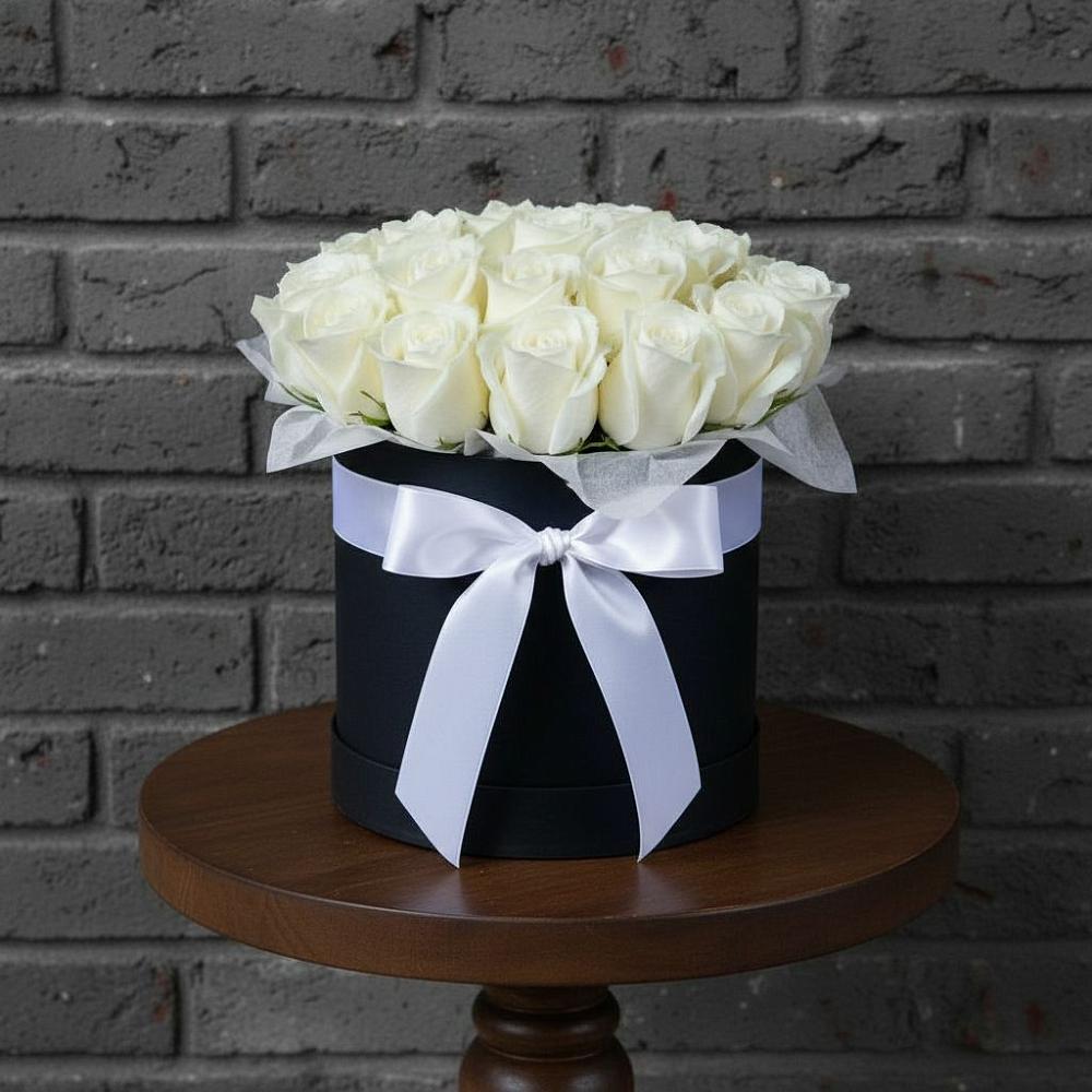 Цветочная композиция из Розы в шляпной коробке в Алексеевске