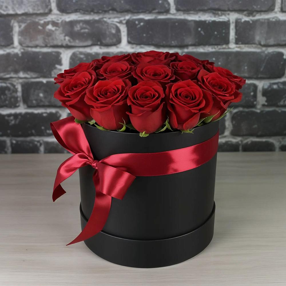 Цветочная композиция из Розы в шляпной коробке в Алексеевске