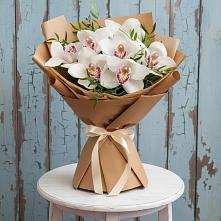 Букет цветов из:  Орхидеи и Розы в Алексеевске